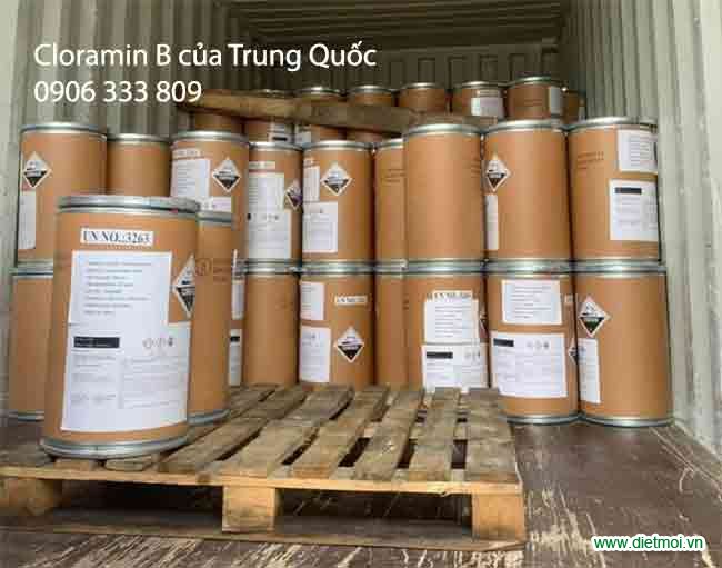 Hình các thùng Cloramin B của Trung Quốc